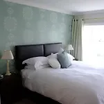 House Hotel