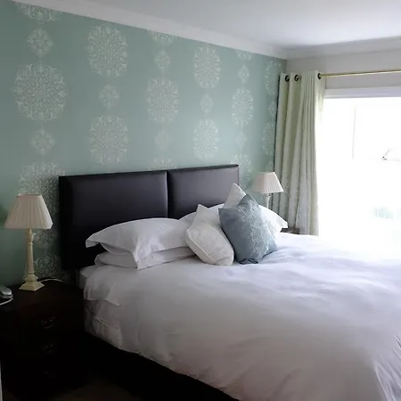 House Hotel